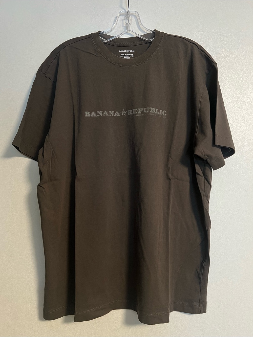 Banana Republic Men's Dark Brown Crewneck Logo Tee